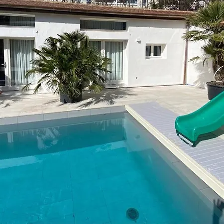 Villa Montblanc Poolhouse *
